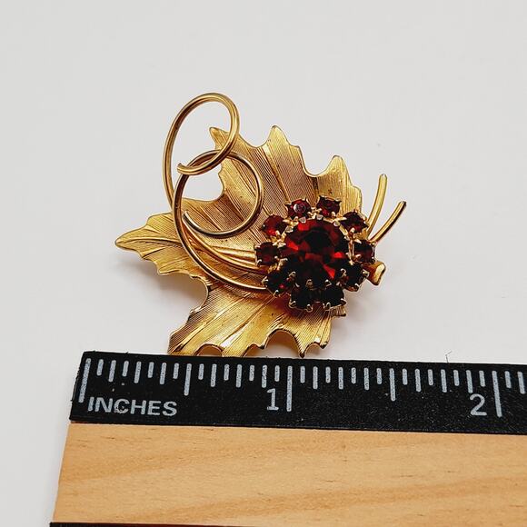 Vintage Gold Tone Maple Leaf Brooch with Red Rhinestones – 1.5 Inches - Picture 5 of 8